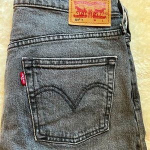 Wedgie fit angle jeans